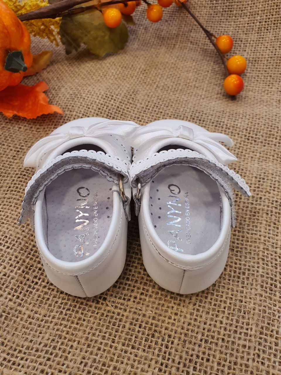 BAMBOLINA BIANCO PERLATA CON RICAMO PANYNO