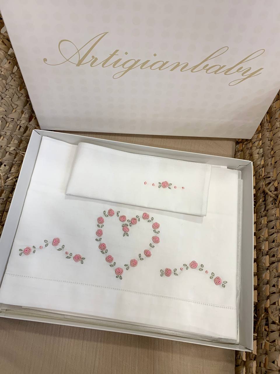 LENZUOLINO CUORE DI FIORI ARTIGIANBABY BIANCO-ROSA