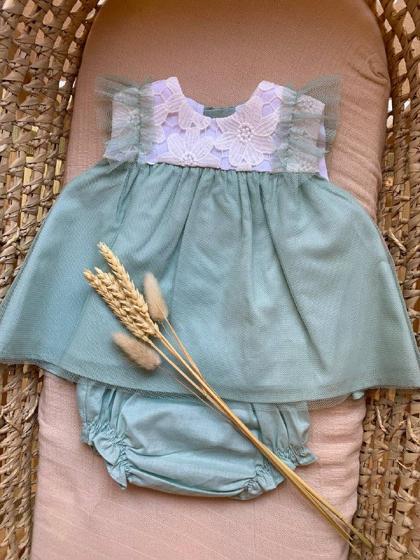 PAGLIACCETTO VERDE CON FIORI RICAMATI DEL SUR