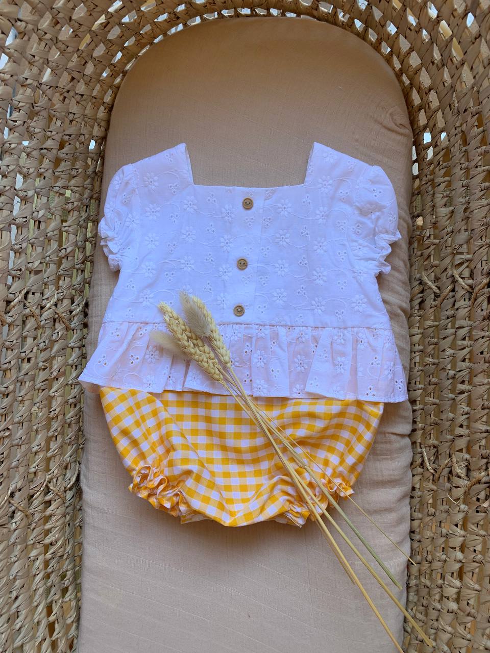 PAGLIACCETTO QUADRETTI CON PIZZO SAN GALLO GIALLO DEL SUR