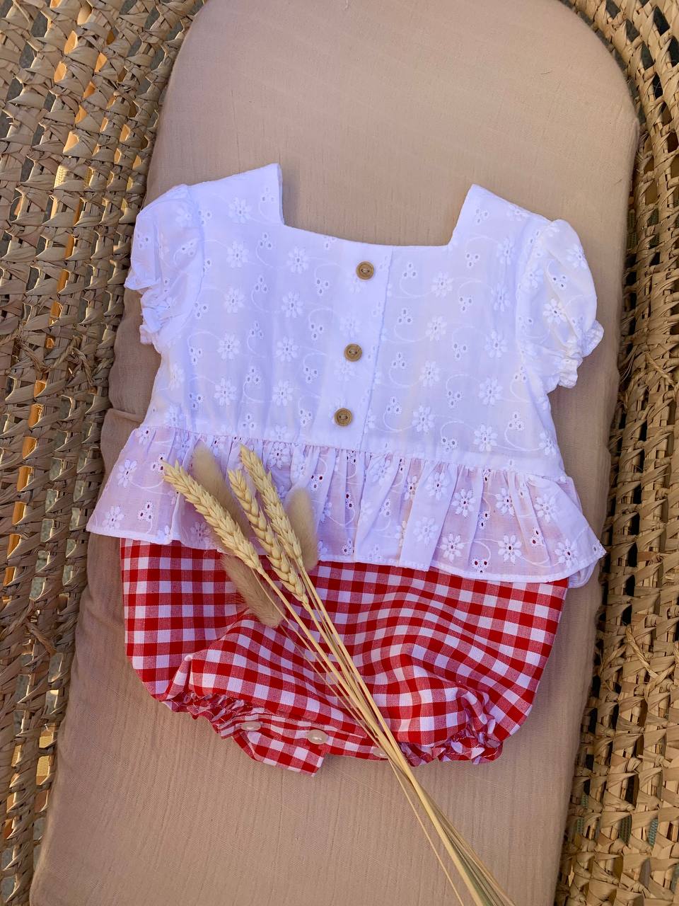 PAGLIACCETTO A QUADRI ROSSO CON PIZZO SAN GALLO DEL SUR