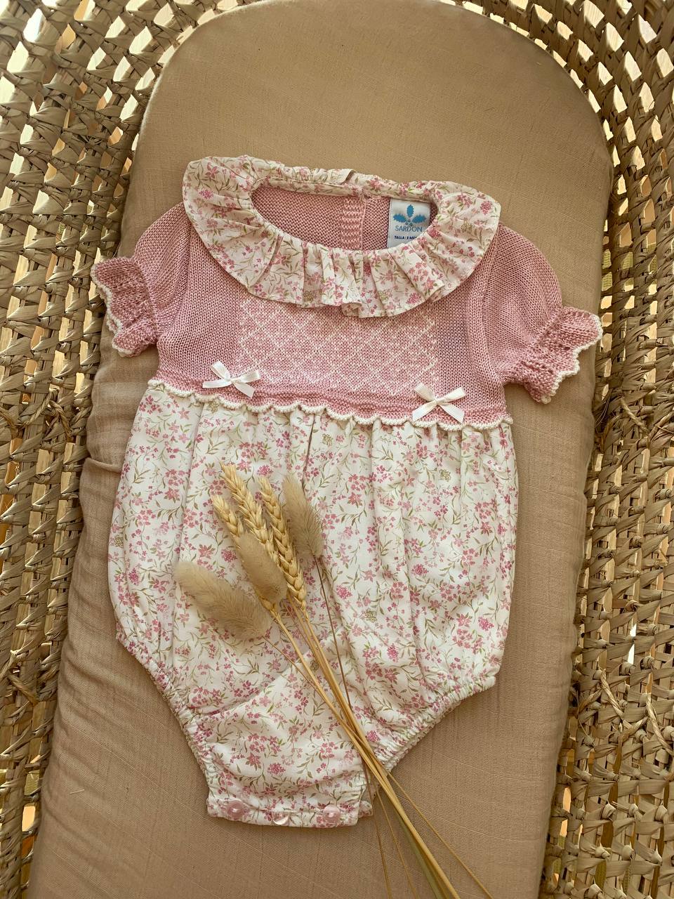 PAGLIACCETTO ROSA PUNTO SMOCK CON FIORELLINI SARDON