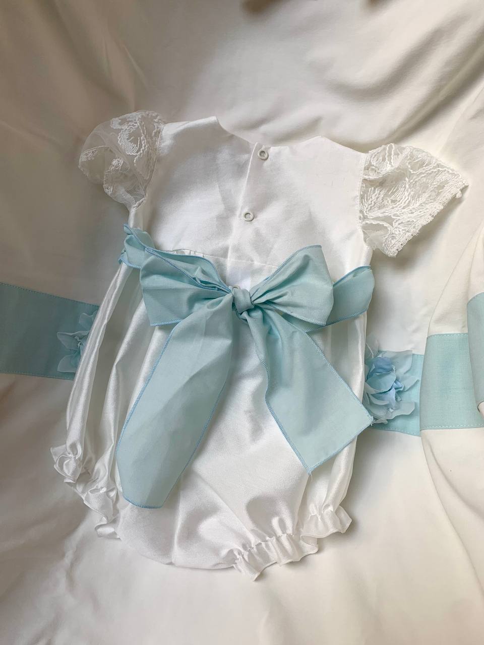 PAGLIACCETTO RICAMATO PANNA E VERDE TIFFANY TETO E TATTA