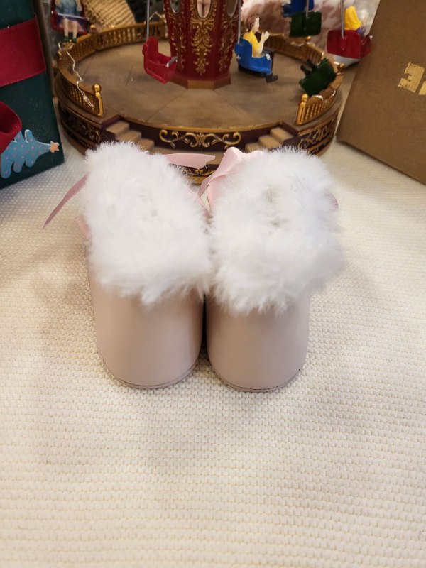 STIVALETTO ROSA CON PELLICCIA INDICE