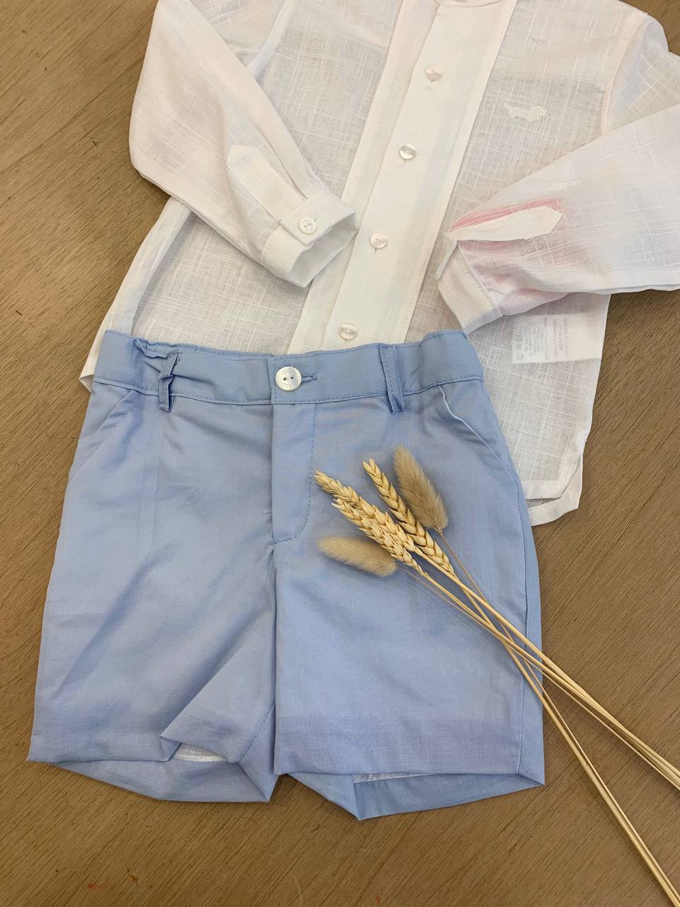 COMPLETO CAMICIA BIANCA E BERMUDA AZZURRO DEL SUR