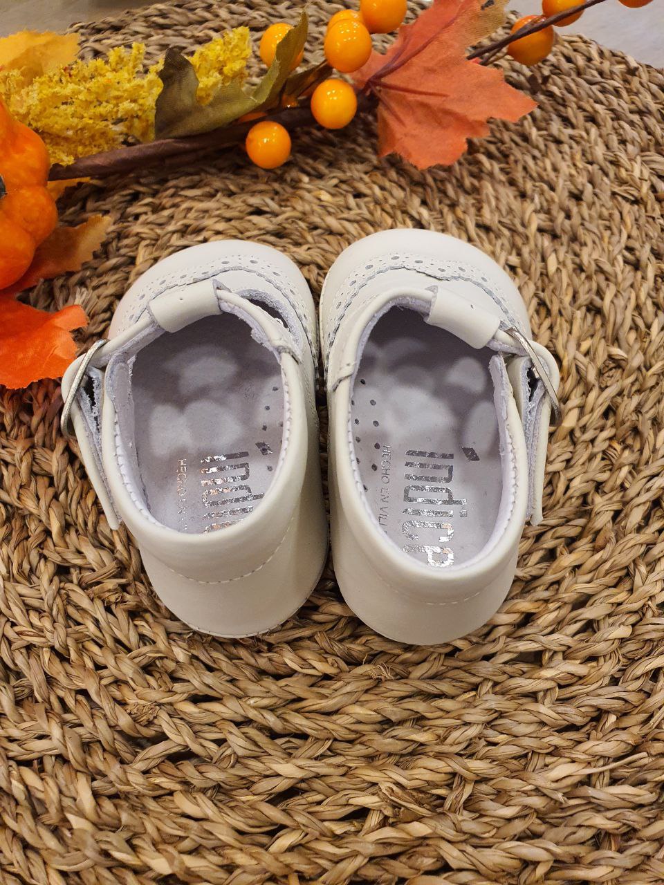 SCARPINA CON RICAMO PANNA INDICE