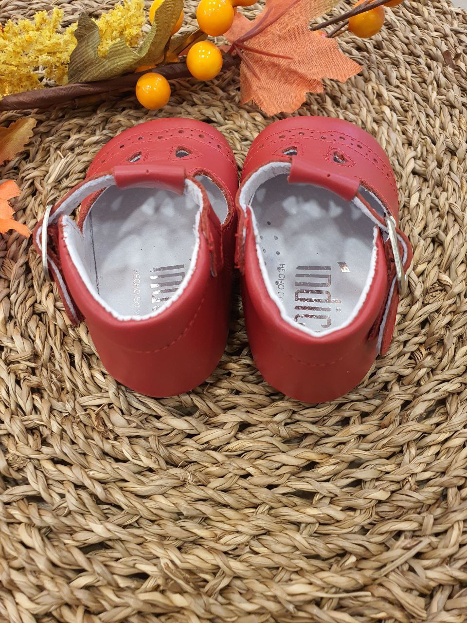 OCCHIELLO CON RICAMI ROSSO INDICE