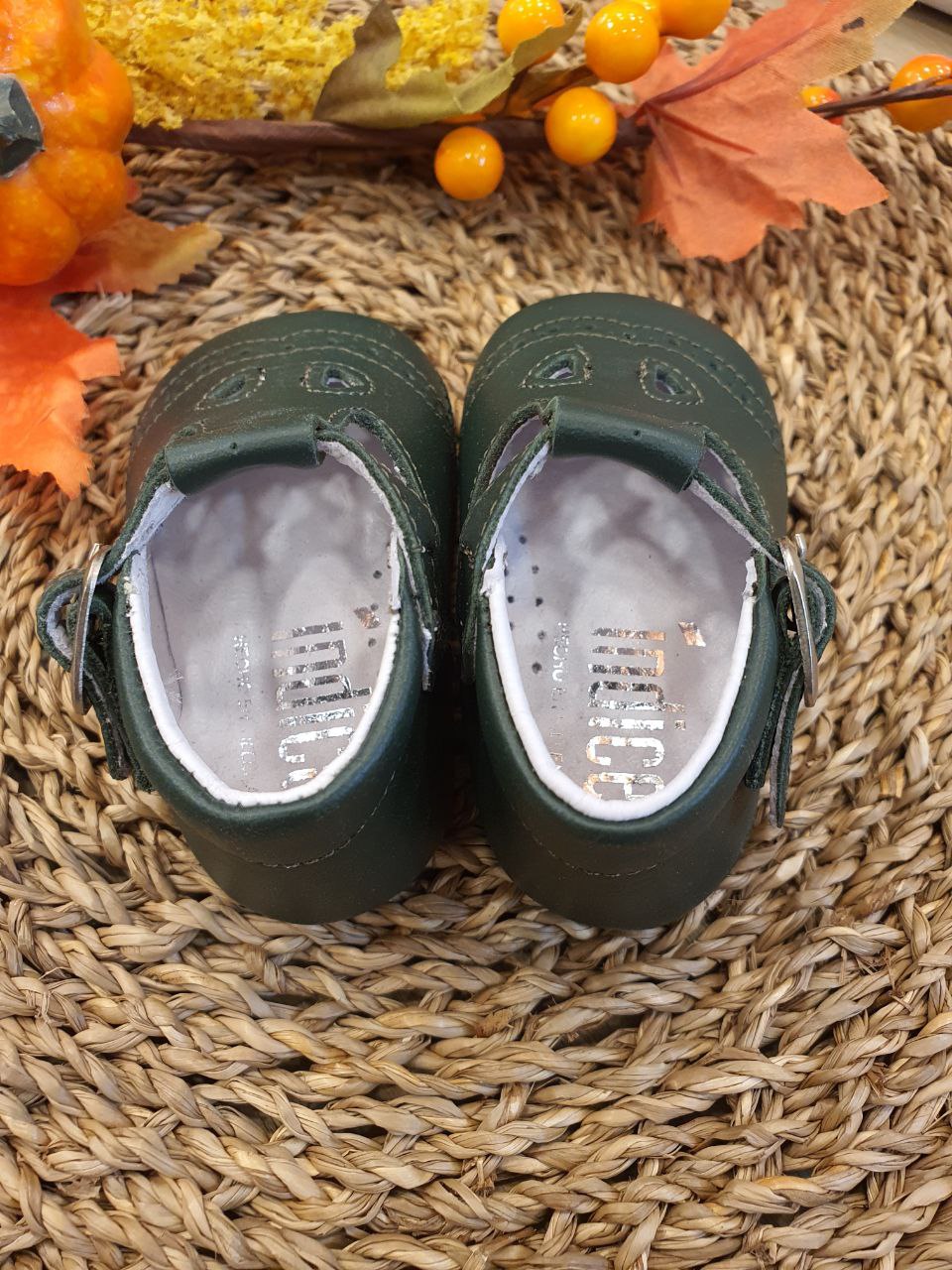 OCCHIELLO VERDE CON RICAMI INDICE