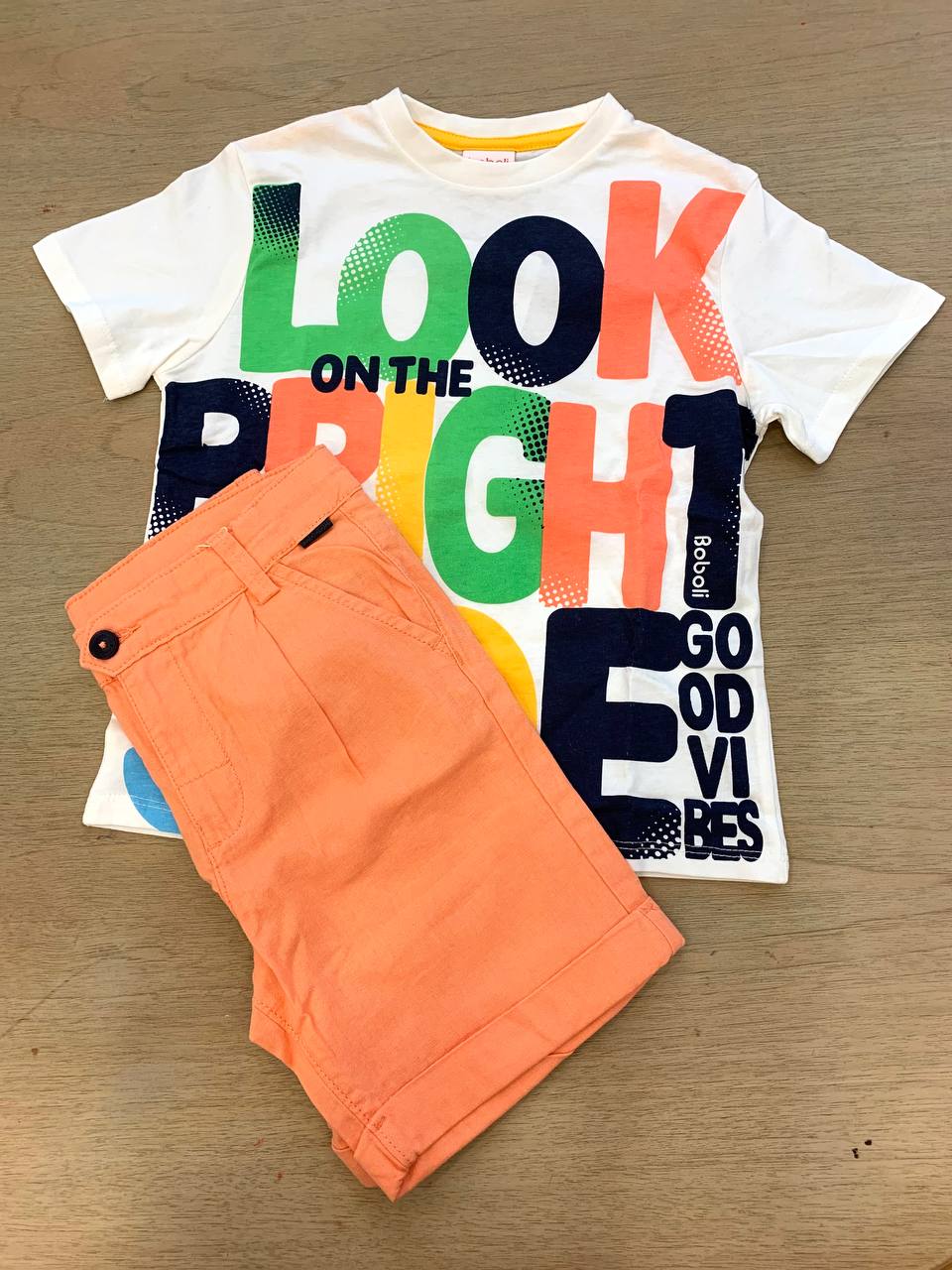 T-SHIRT E SHORTS BOBOLI