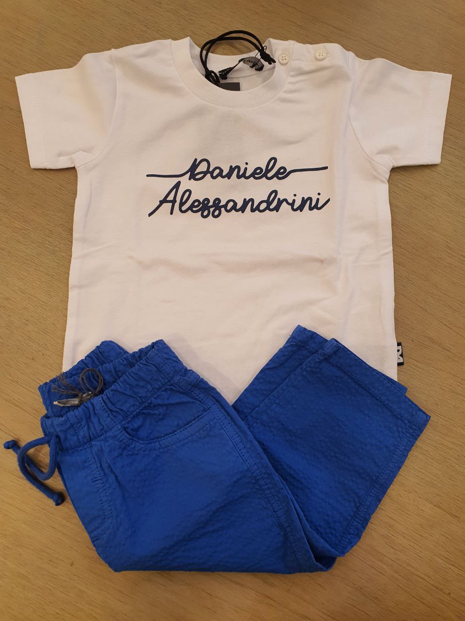 Completo t-shirt e pantalone Jo Milano