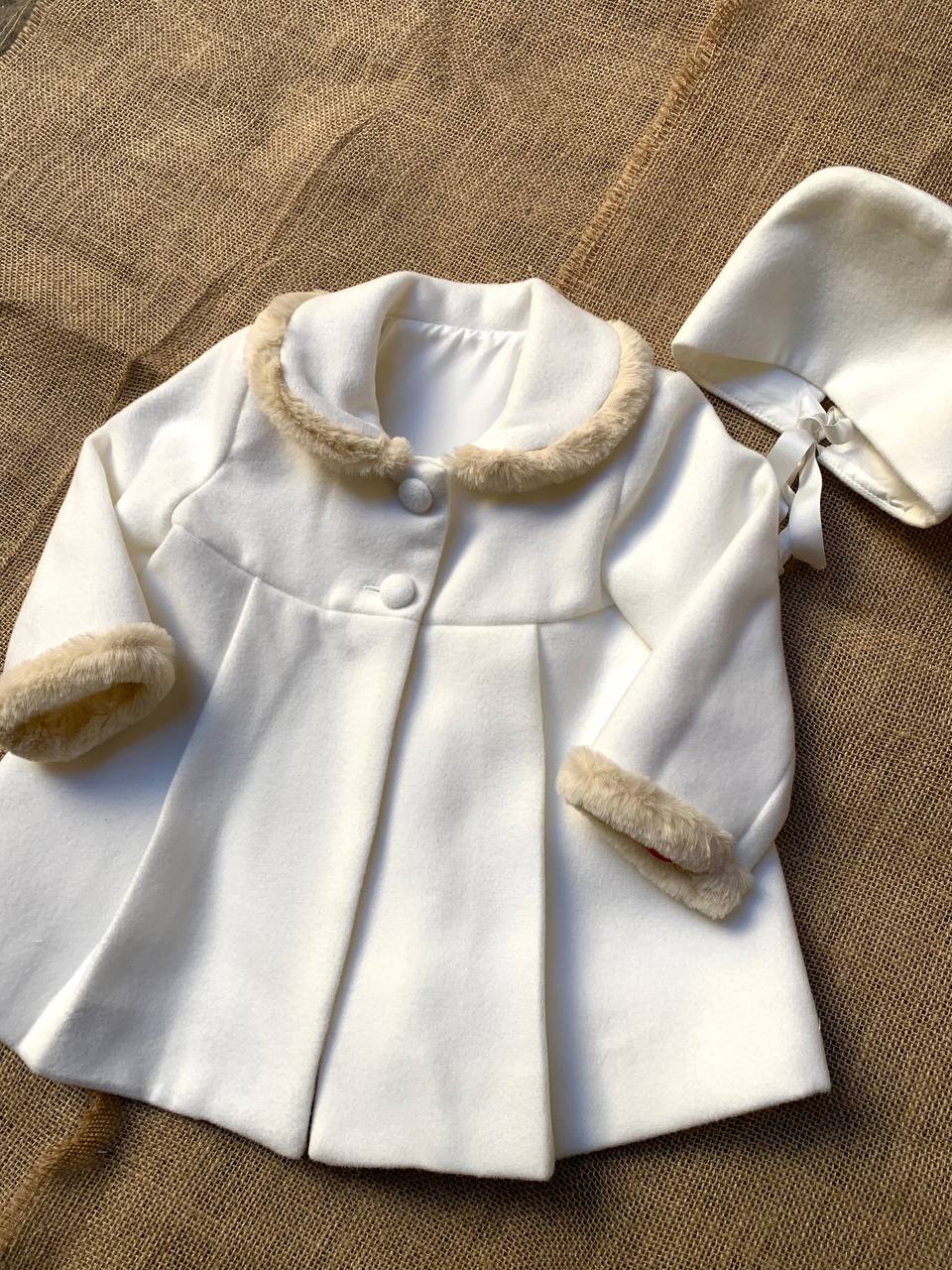 Cappotto con COLLO IN PELLICCIA DEL SUR