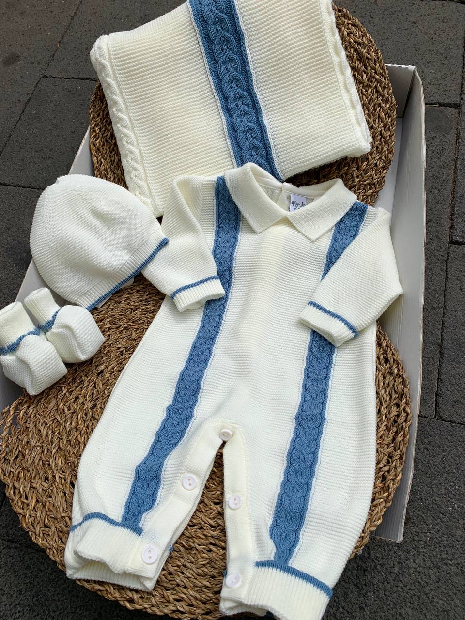 Coordinato nascita TRECCIA PANNA/AVION PAPPA& LATTE