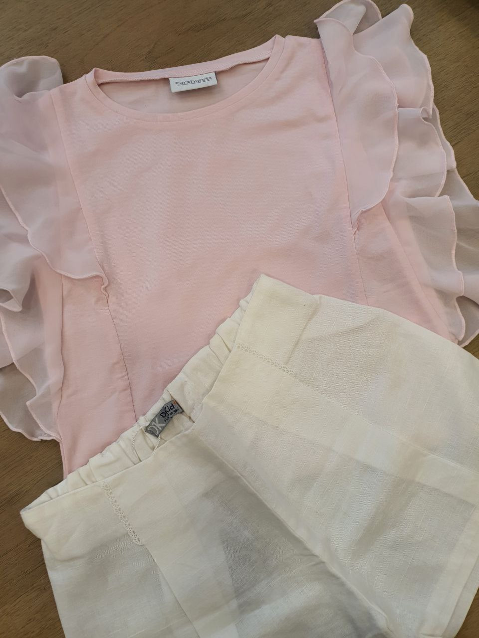 Completo t-shirt e shorts bianco in lino