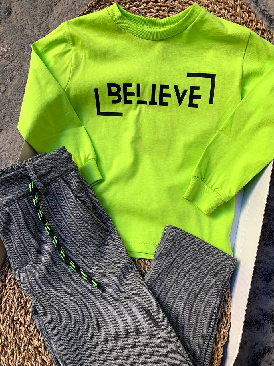 Completo LIME NEVER TOO