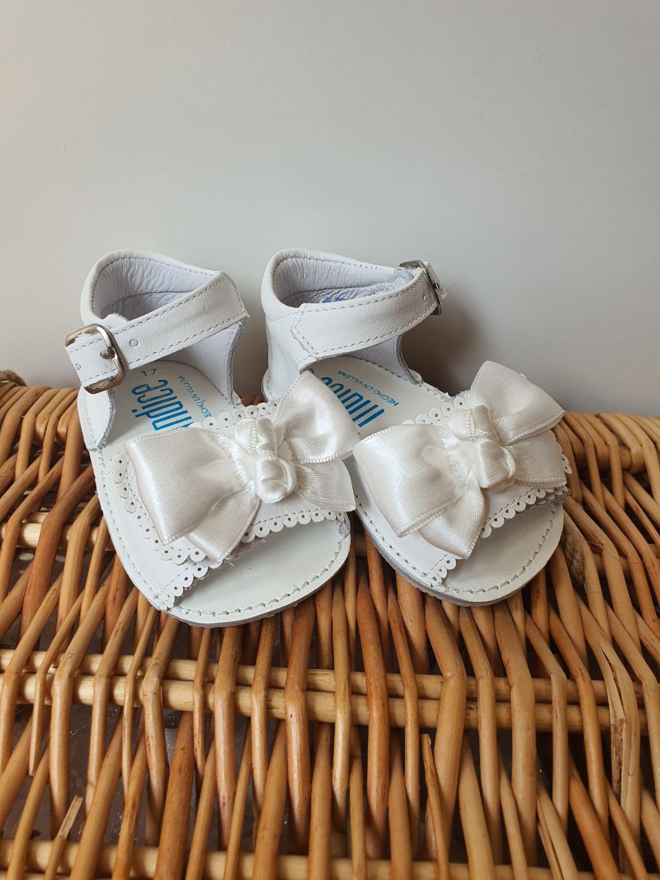 Sandali BIANCHE CON FIOCCHI INDICE