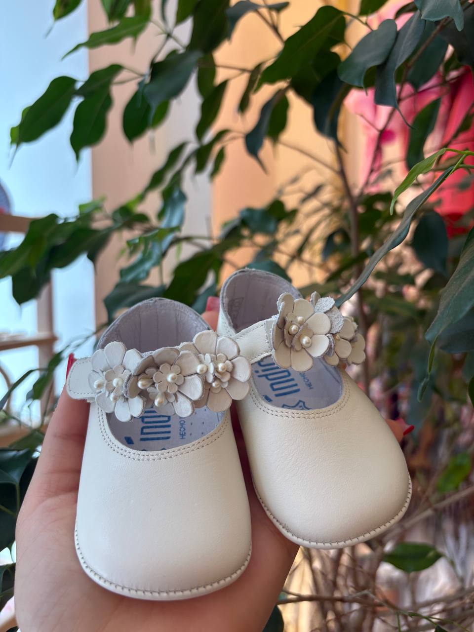 Scarpine Panna con fiorellini INDICE CULLA