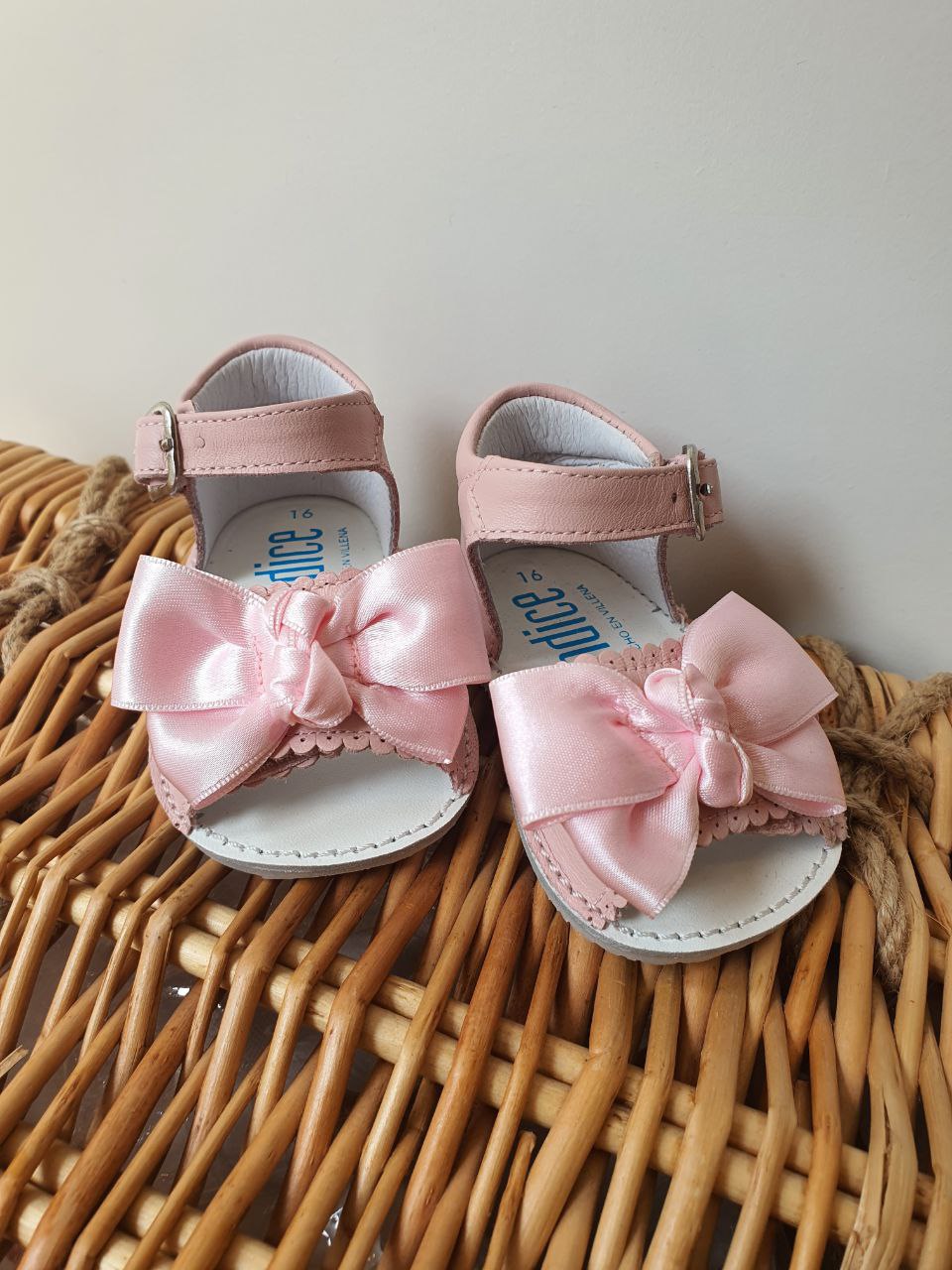 Sandali ROSA CON FIOCCHI INDICE