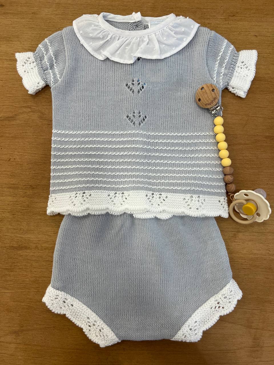 Completo in filo neonato