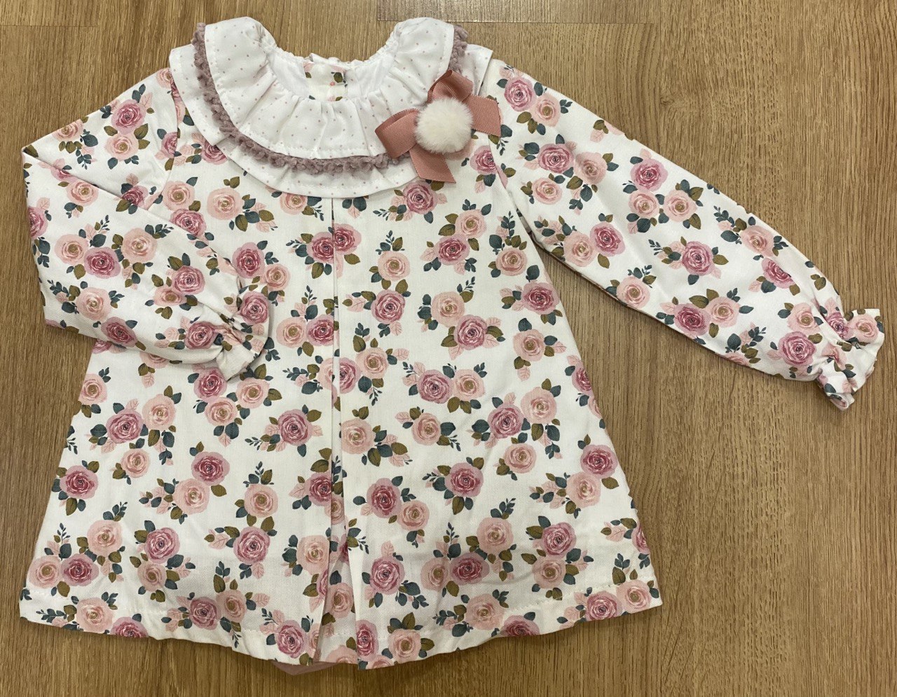 Vestitino con rose