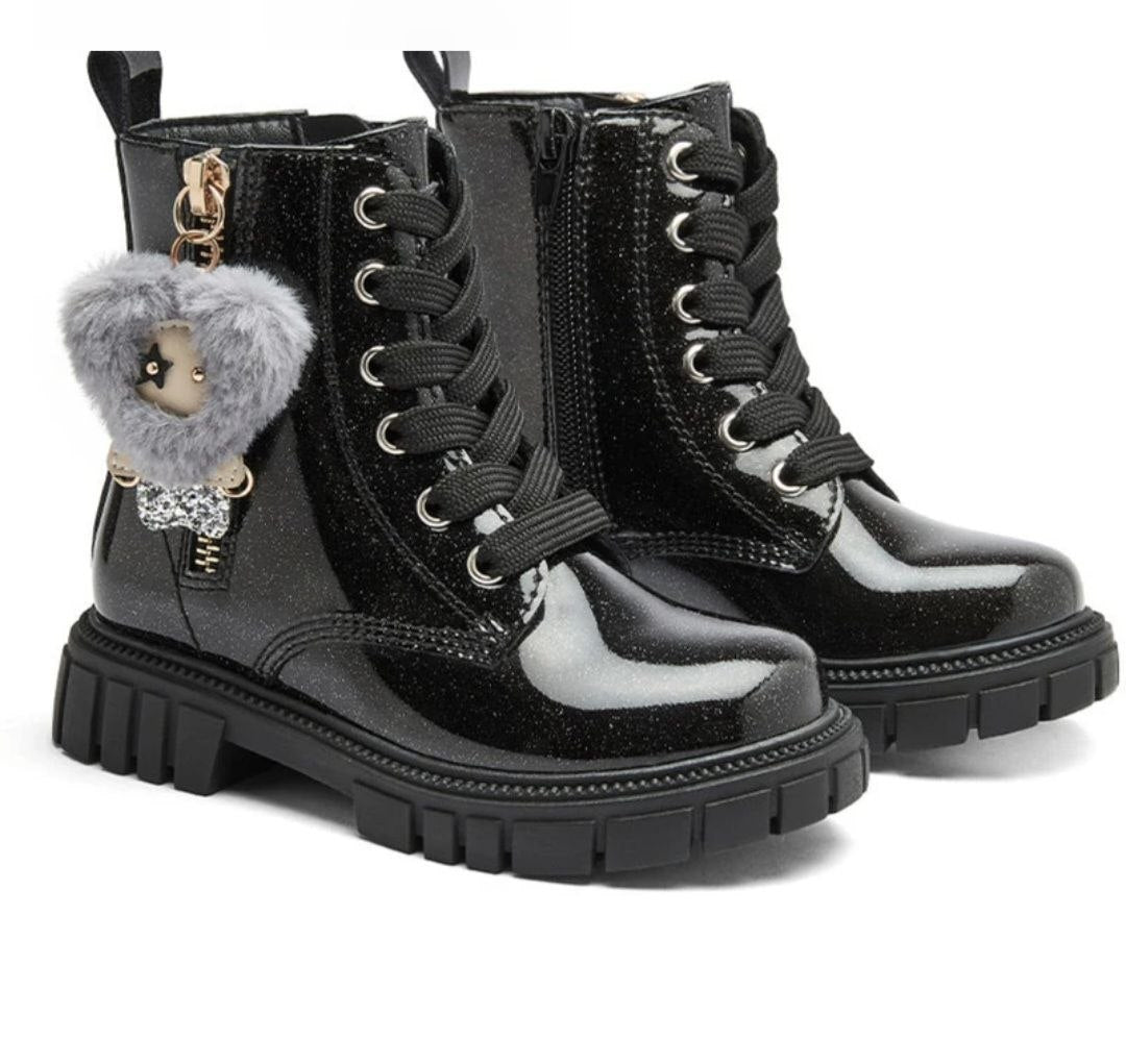 STIVALETTO LUCIDO BRILLANTINATO NERO CONGUITOS