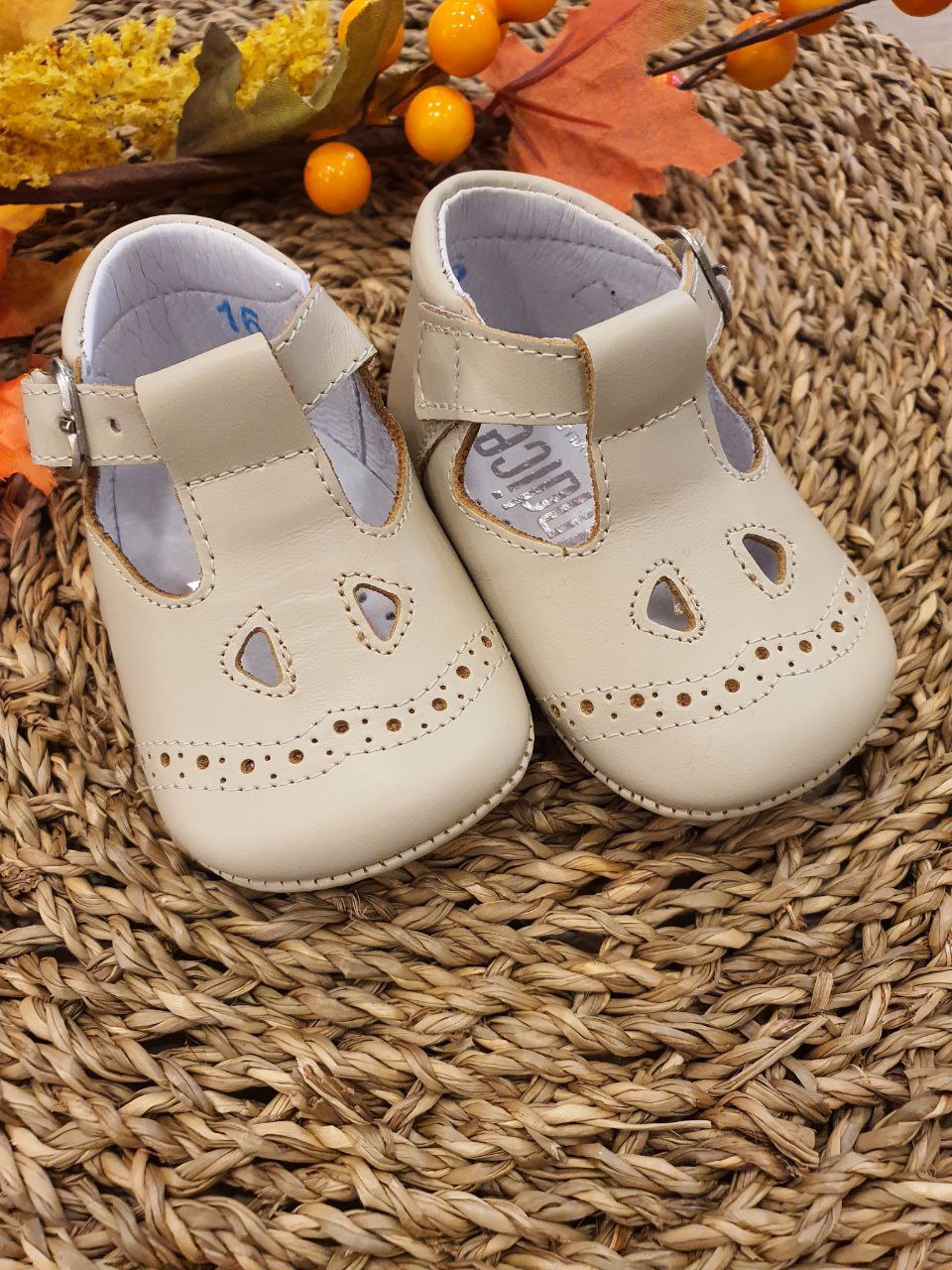 OCCHIELLO CON RICAMI BEIGE INDICE