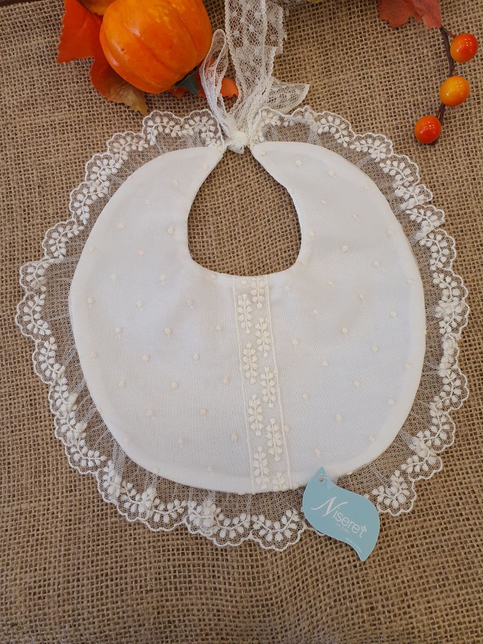 BAVETTA BATTESIMALE CON RICAMI POIS IN TULLE