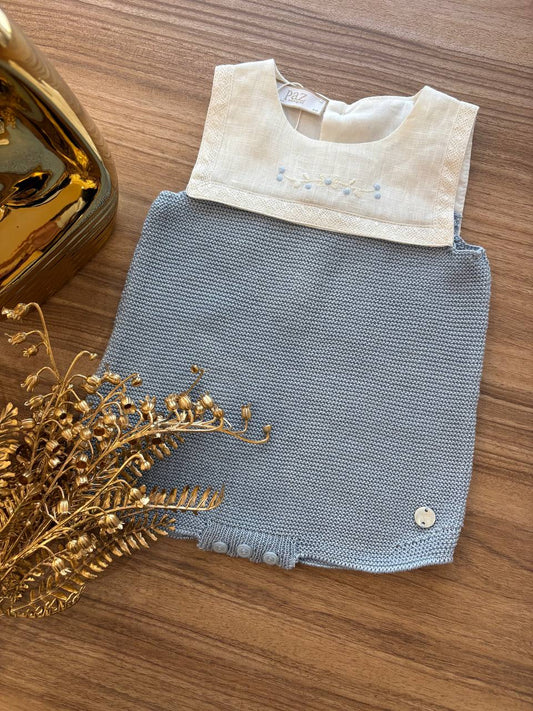 PAGLIACCETTO AZZURRO CON RICAMO IN PIZZO PAZ RODRIGUEZ