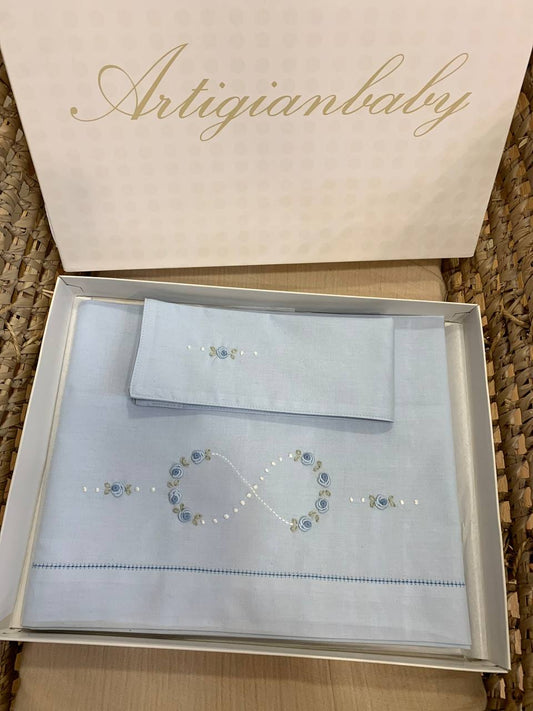 LENZUOLINO INFINITO DI FIORI  ARTIGIANBABY AZZURRO