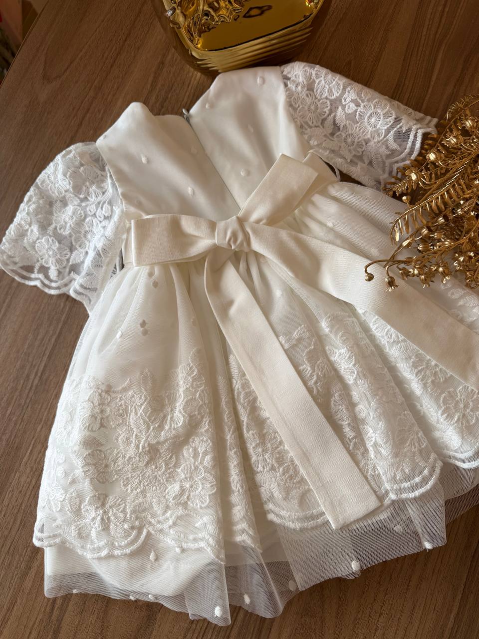 ABITO BATTESIMALE PANNA CON RICAMO FIORI TETO E TATTA