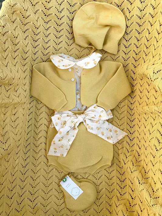 CARDIGAN IN FILO GIALLO WEDOBLE