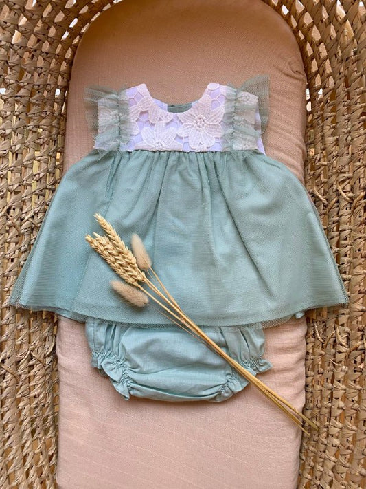 PAGLIACCETTO VERDE CON FIORI RICAMATI DEL SUR