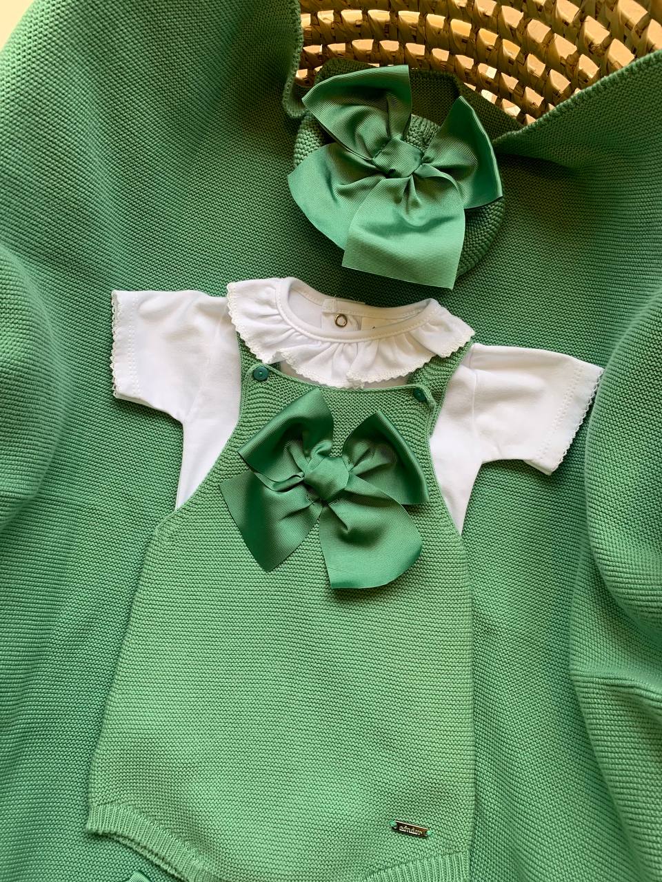 SALOPETTE E BODY IN FILO VERDE CONDOR