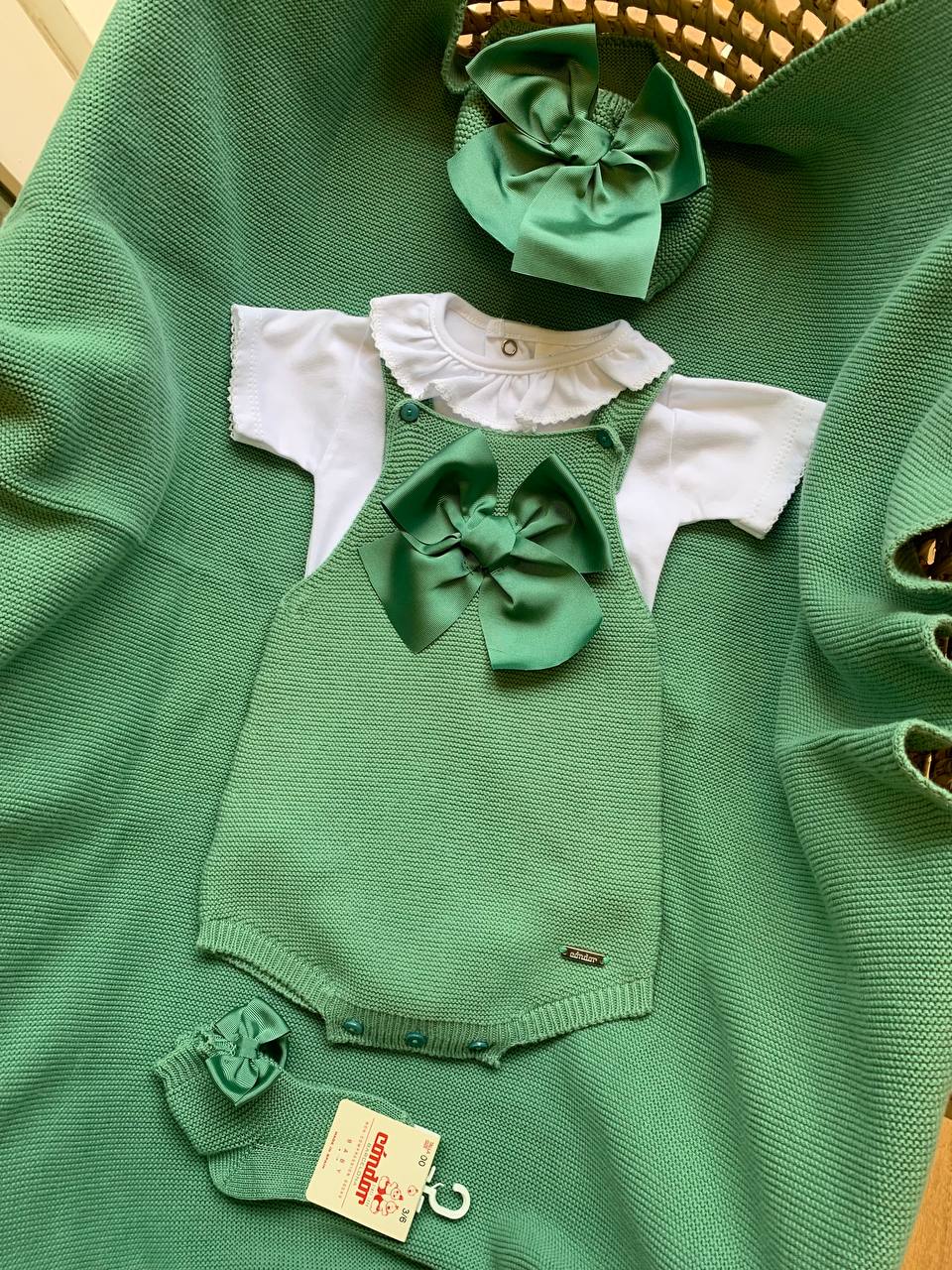 SALOPETTE E BODY IN FILO VERDE CONDOR