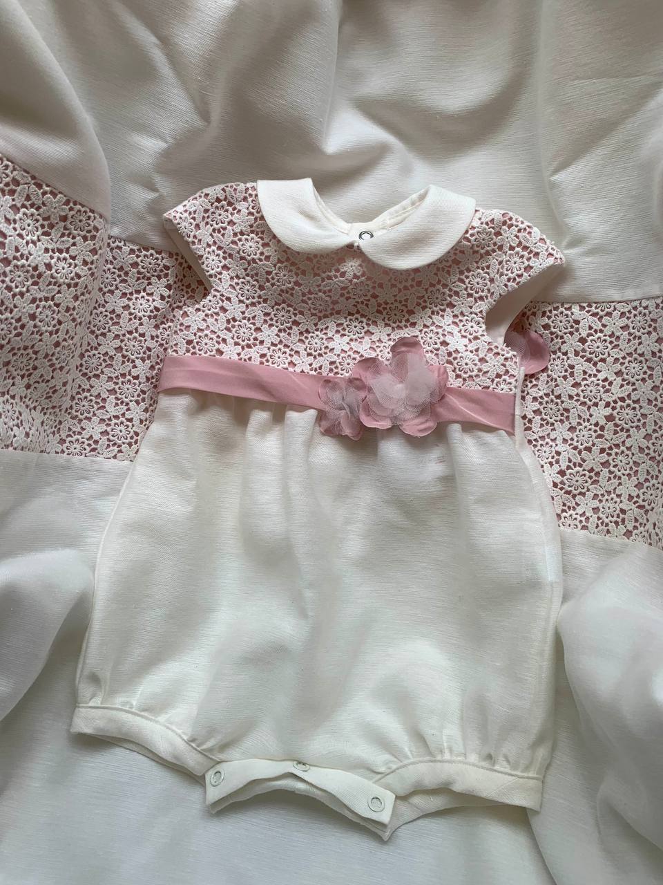 PAGLIACCETTO RICAMATO PANNA E ROSA ANTICO TETO E TATTA