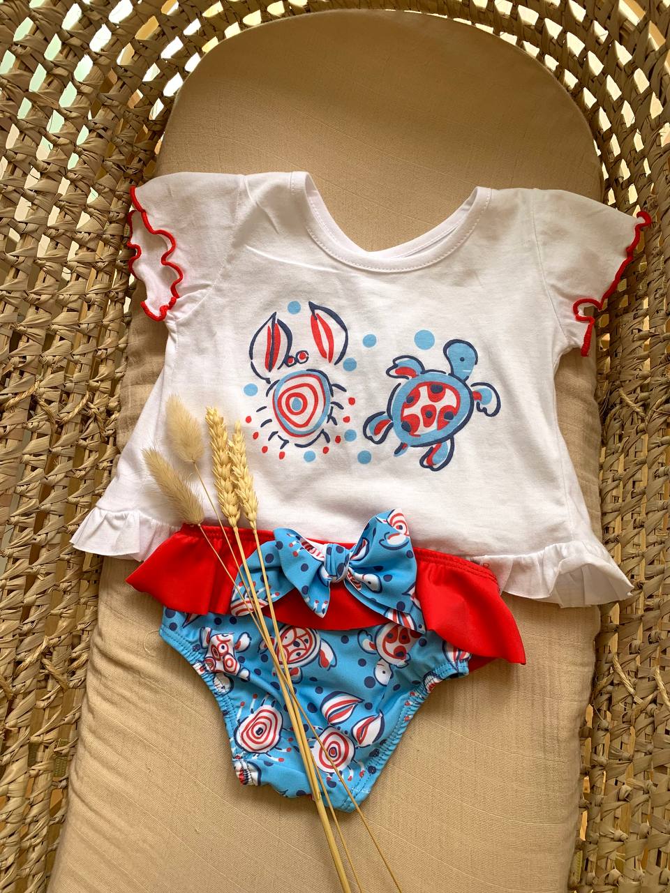 COMPLETO T-SHIRT TARTARUGA E GRANCHIO CON COSTUME CALAMARO