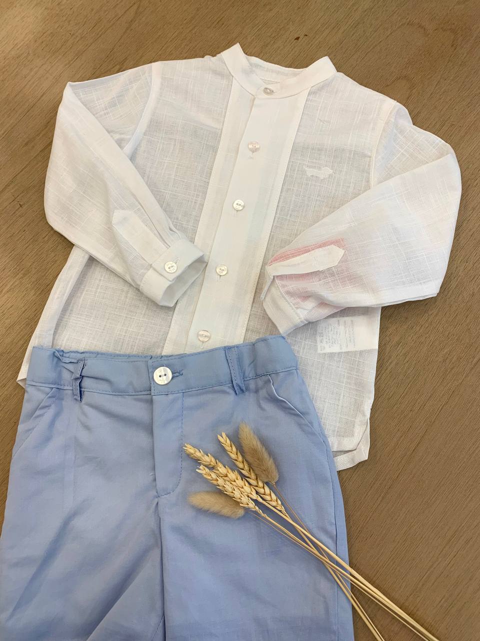 COMPLETO CAMICIA BIANCA E BERMUDA AZZURRO DEL SUR