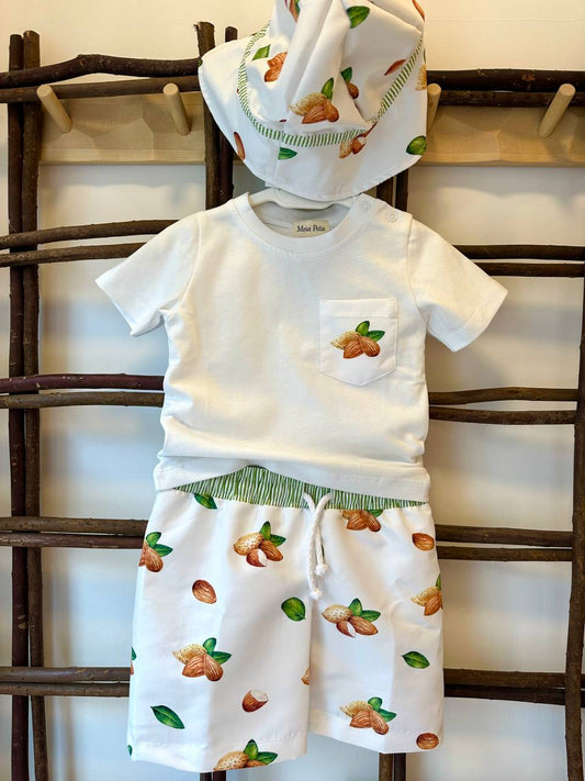 COSTUME E T-SHIRT MANDORLE