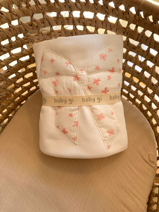 COPERTINA IN COTONE CON FIOCCO BABY GI