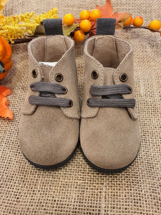 STIVALETTO IN CAMOSCIO BEIGE BATILAS