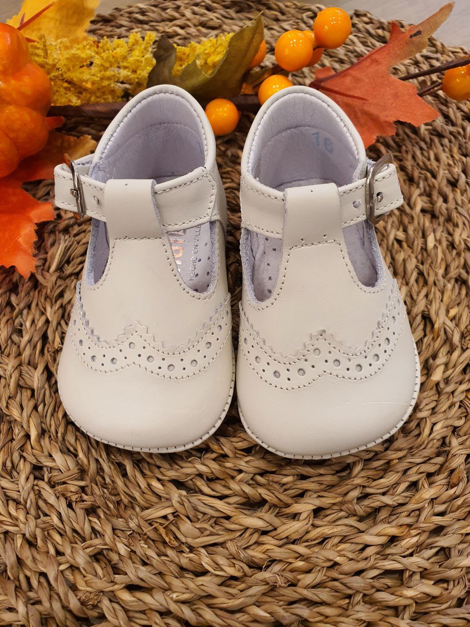 SCARPINA CON RICAMO PORCELLANA INDICE