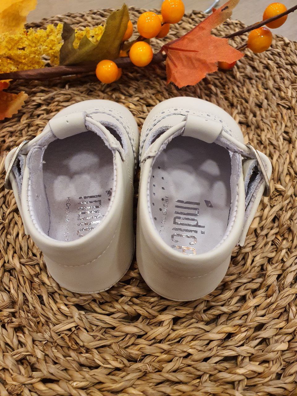 SCARPINA CON RICAMO PORCELLANA INDICE