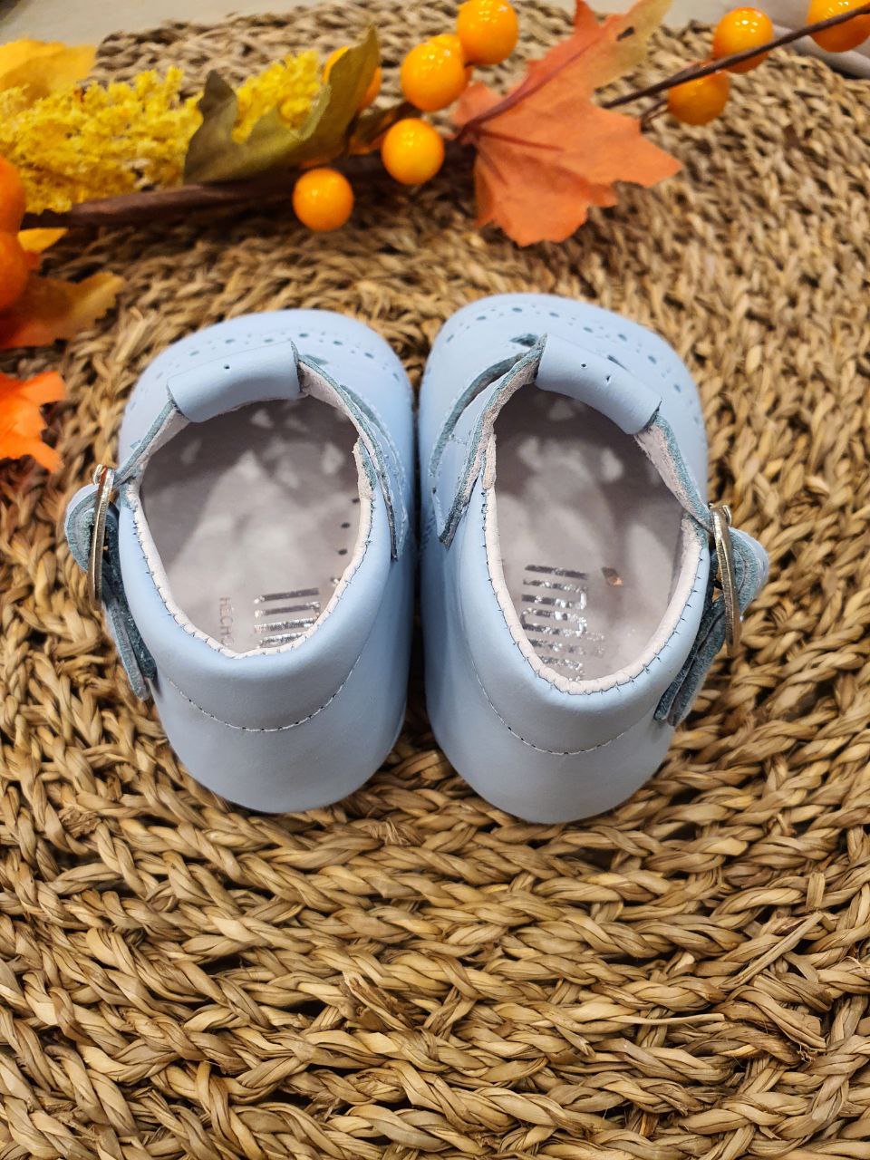 OCCHIELLO CON RICAMI AZZURRO INDICE