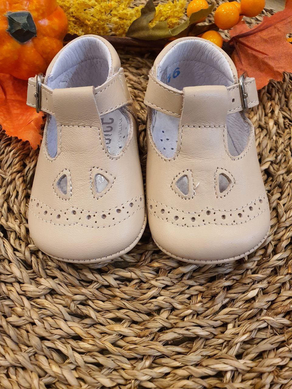 OCCHIELLO SABBIA CON RICAMI INDICE