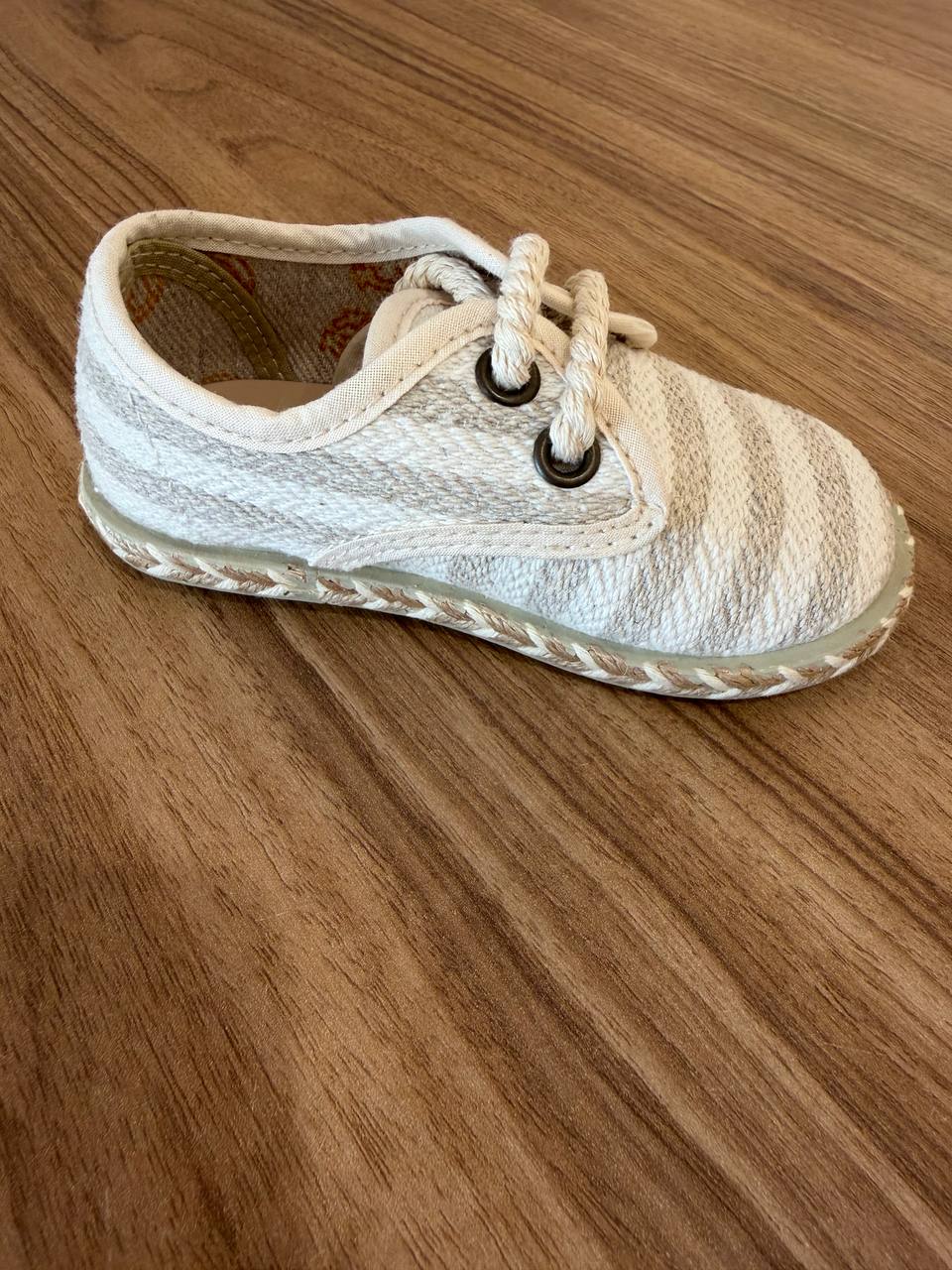 Scarpa BEIGE ESPADRILLAS PUCHITOS
