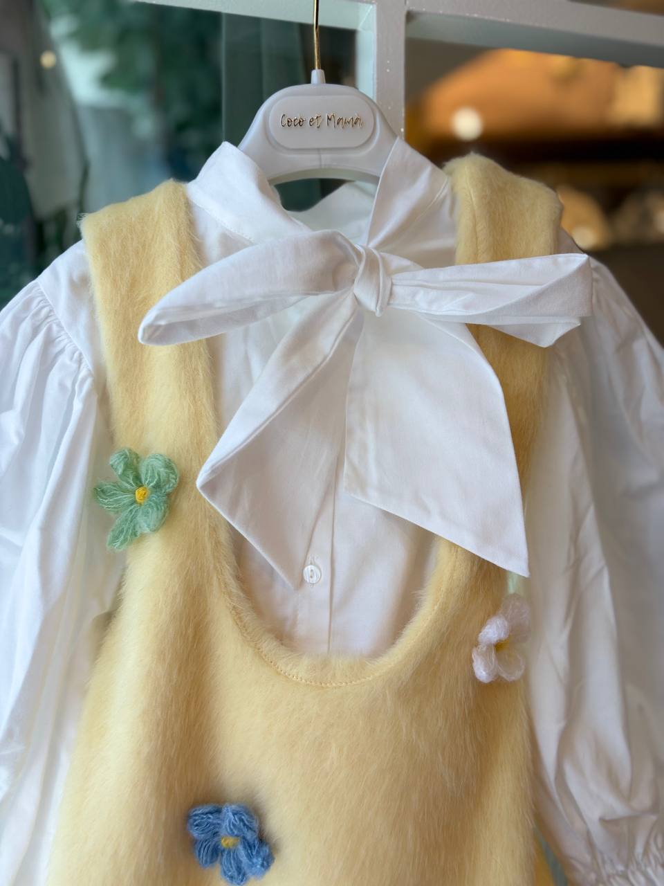 Abito GIALLO PASTELLO CON FIORI COCÓ ET MAMÁ