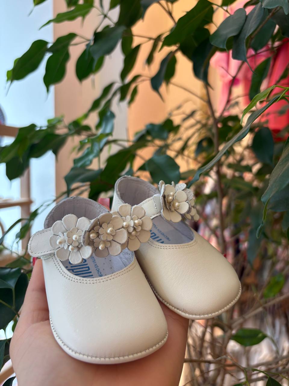 Scarpine Panna con fiorellini INDICE CULLA