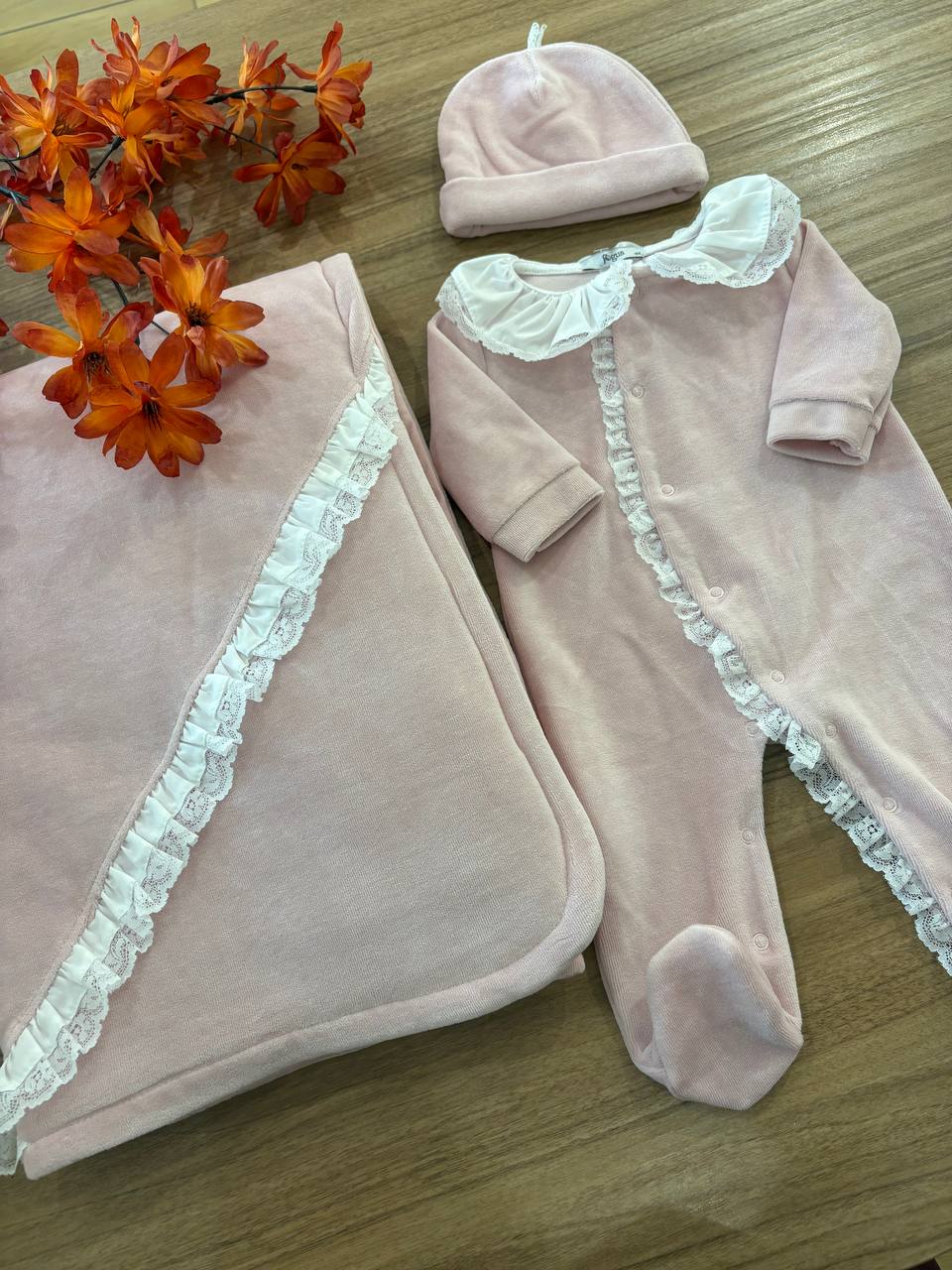 Coordinato NASCITA ROSA CIPRIA CON PIZZO