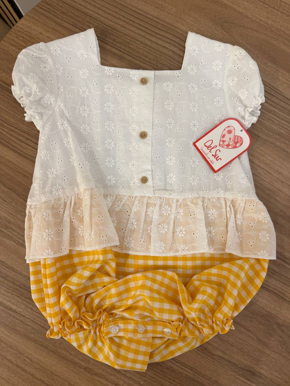 PAGLIACCETTO QUADRETTI  CON PIZZO SAN GALLO GIALLO DEL SUR