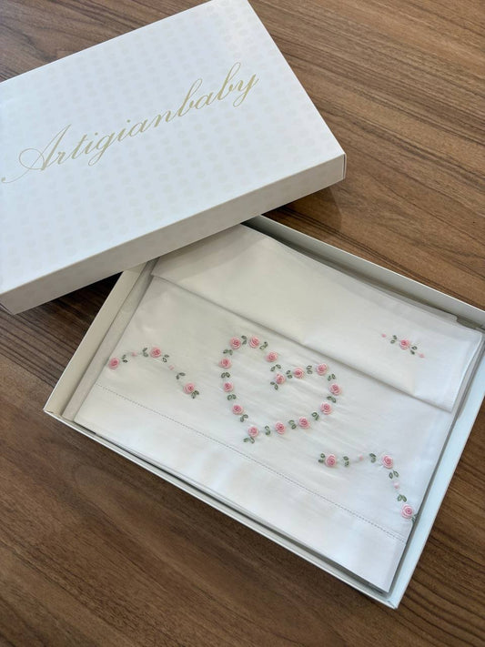 Lenzuolino CUORE BIANCO E ROSA ARTIGIANBABY