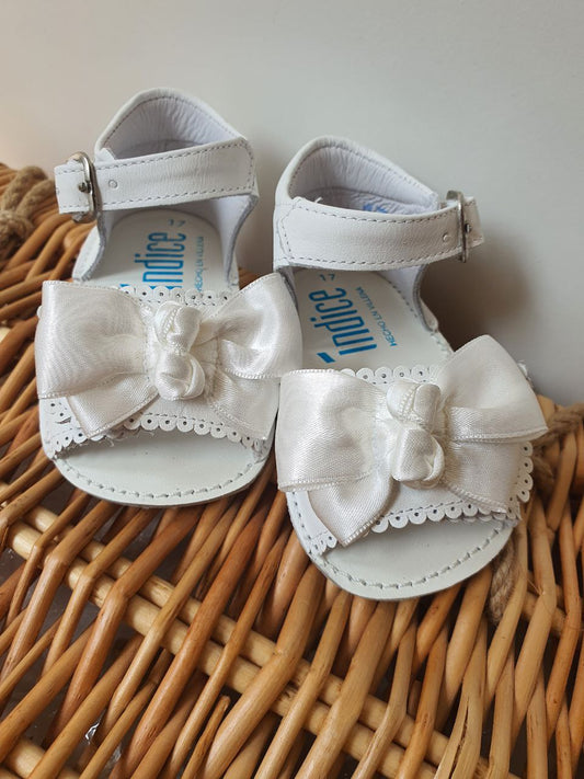 Sandali BIANCHE CON FIOCCHI INDICE